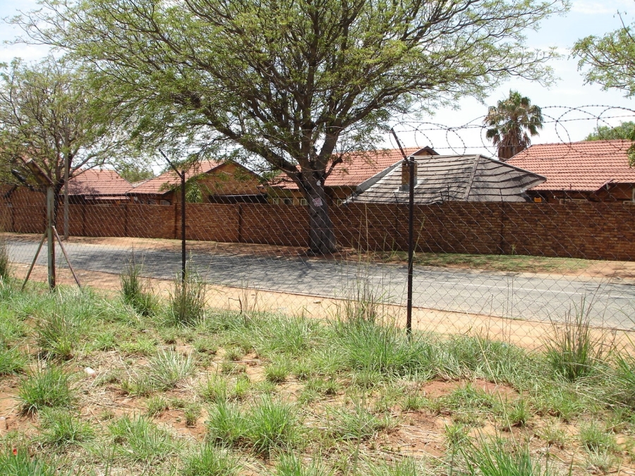 Commercial Property for Sale in Safari Gardens North West